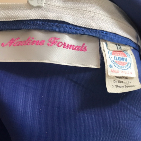 1990 White and royal blue sequins formal dress - Picture 5 of 5